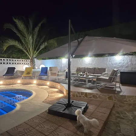 Wonderful With Private Pool Summer Kitchen וילה
