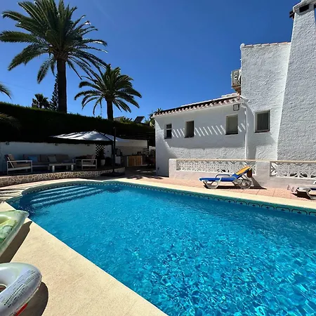 Wonderful With Private Pool Summer Kitchen 빌라 El Tosalet